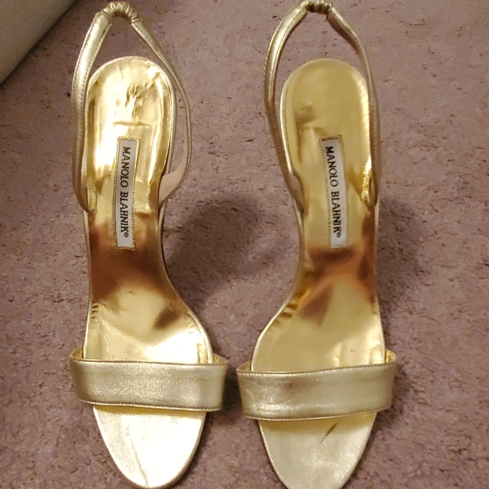 Beautiful Gold Strappy Manolo Blahnik Sandals